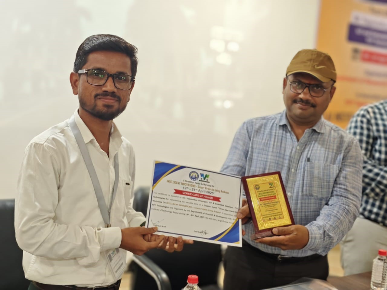 Arduino IoT Workshop Image {$i}