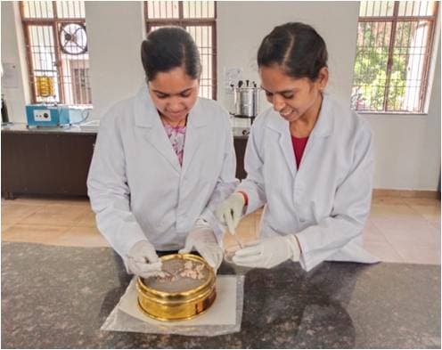 Laboratory facility 4